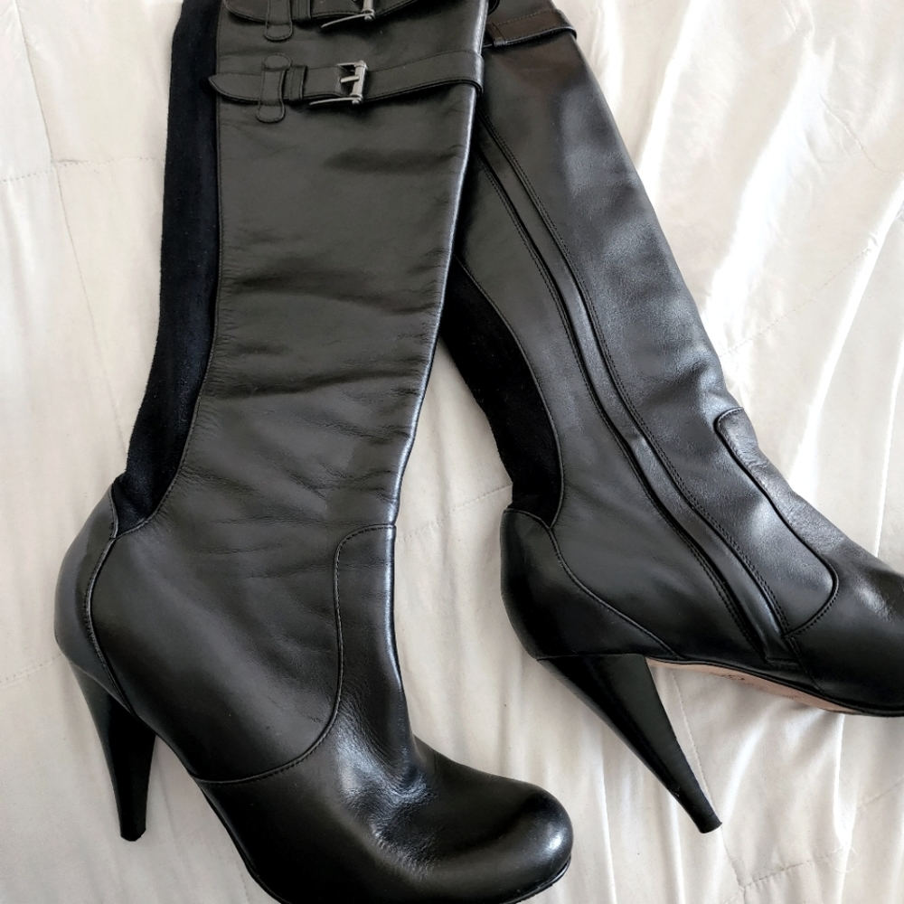 Cole Haan | Nike Air Boots Size 7.5B Leather uppers with suede detail.